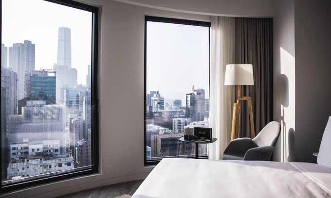 Tsim Sha Tsui Hotel | Page148