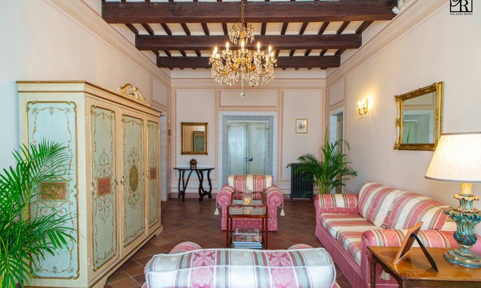 Sarnano Apartment | Palazzo Rossi