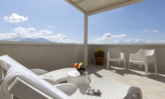 Naples City Centre Hotel | Palazzo Salgar