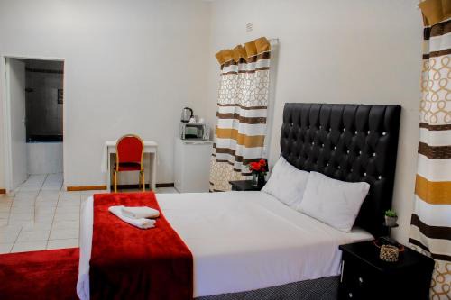 Manzini House | Palm Tree BnB, Manzini