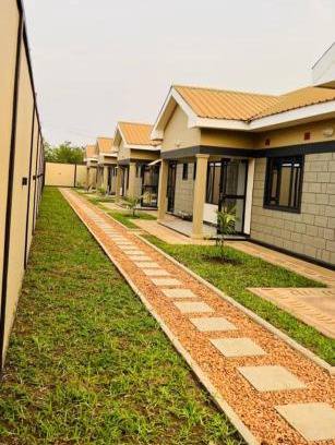 Lilongwe Cabin | Palms & Pebbles Lodge