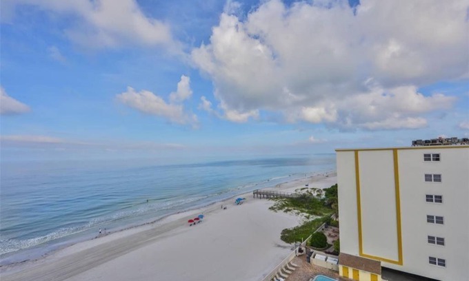Redington Shores Condo | Panoramic Gulf and Intracoastal Views - work remotely steps to the beach