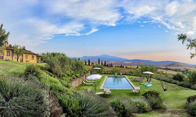 Monticchiello Villa | Panoramic Scaled Villa With Amazing Deep Blue Pool