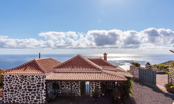 Villa de Mazo House | Panoramic views and ideal area to rest and see the island of La Palma