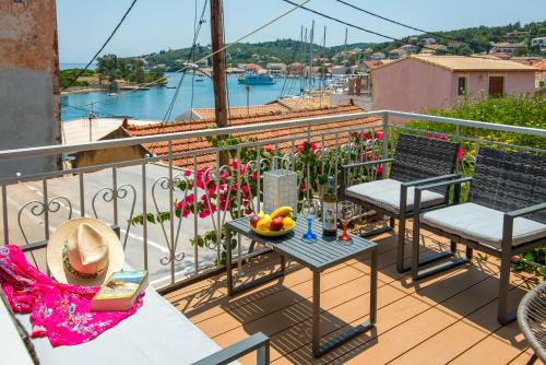 Gaios Apartment | Paola's Full Sea View House