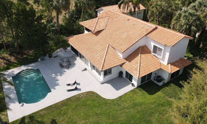 Clermont House | Paradise at Swiss! Completely private pool overlooking Lake Sumner!