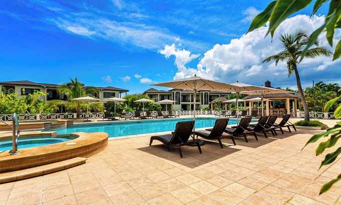 Cove Bay Hotel | Paradise Cove Resort