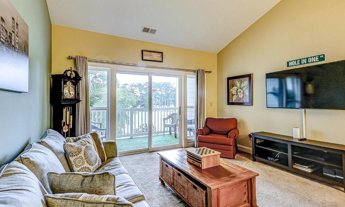 Carolina Forest Apartment | Paradise on the Course-303