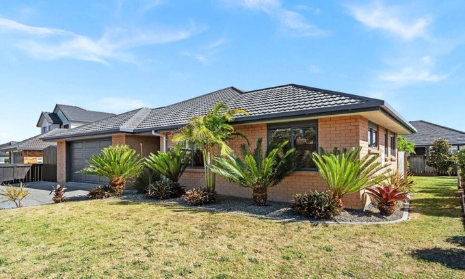 Ruakaka House | Paradise Shores Ruakaka Beach 600m Walk to the Beach