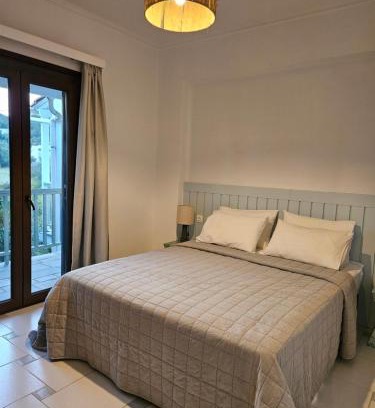 Skiathos Apartment | Paralies Resort