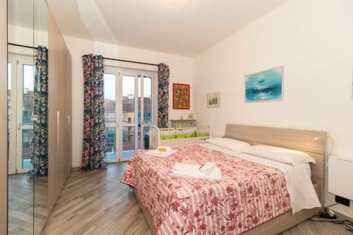 Turin Apartment | Parco Paradiso & MM Marche Family Apartment
