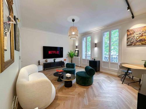 Prince–Marmottan Apartment | PARIS - Boulogne Résidence