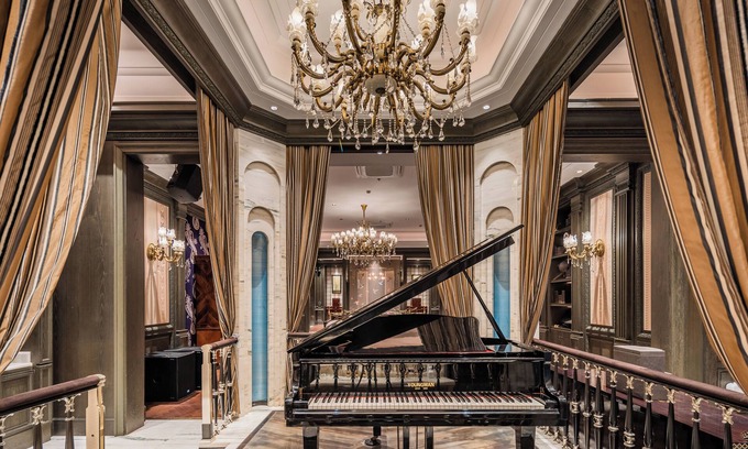 Downtown Shanghai Hotel | Paris Hotel