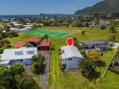 Pauanui House | Park View Lockwood - Pauanui Holiday Home