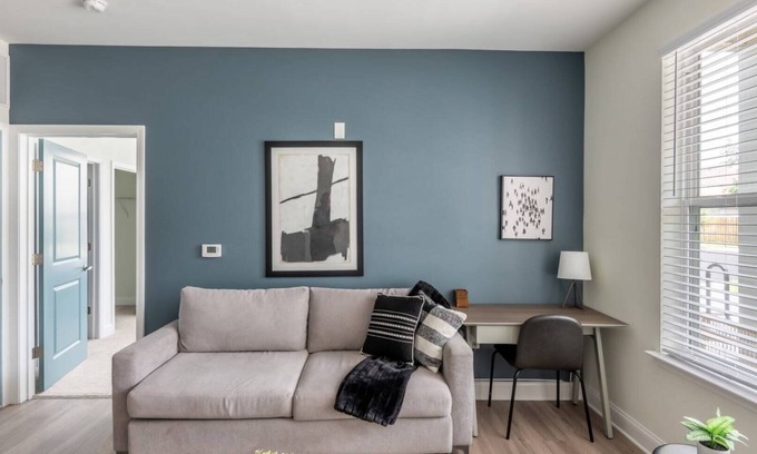 Wilmington Apartment | ParkerLeland 2BD 2 - Two Bedroom Apartment, Sleeps 4