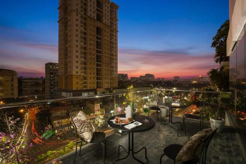 Hai Ba Trung Hotel | Parkside Sunline Hotel