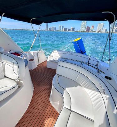 Little Havana Boat Rental | Party On The Seas