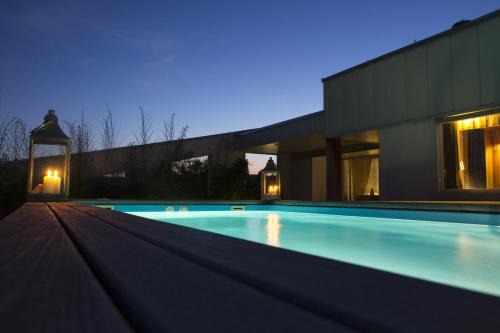 Ljubljana Apartment | Pavi Apts Ljubljana - Private Rooftop Swimming pool