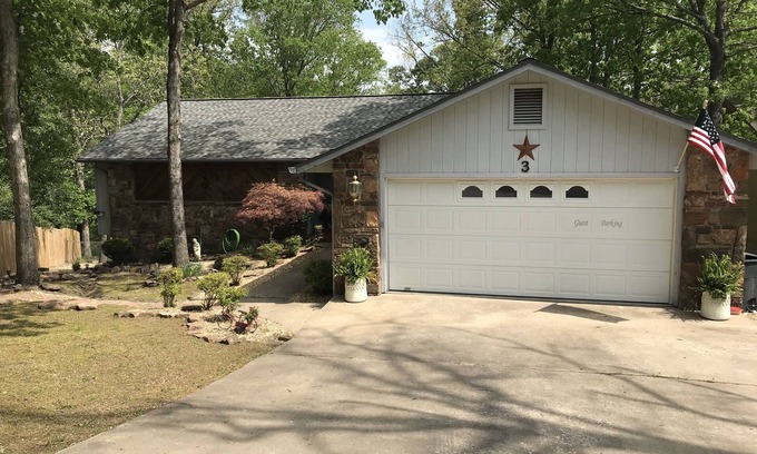 Bella Vista House | Peaceful, Cozy & Spacious Lower Level Dwelling