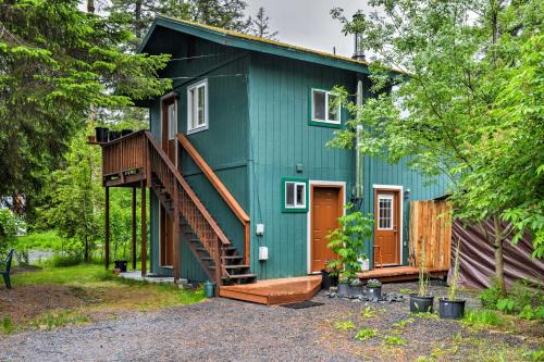Seward Apartment | Peaceful, Quiet Seward Apt with Back Yard and Mtn Views