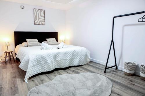 Oude Pijp Apartment | Pearl of the Cuyp Modern Comfort in De Pijp
