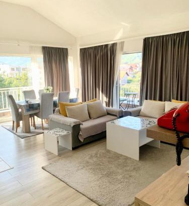 Old Town Apartment | Pearl View Apartment- Ilidza, Sarajevo