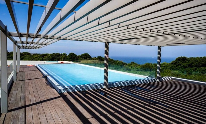 Hillhead Apartment | Pebblebeach 2 bedroom Apartment