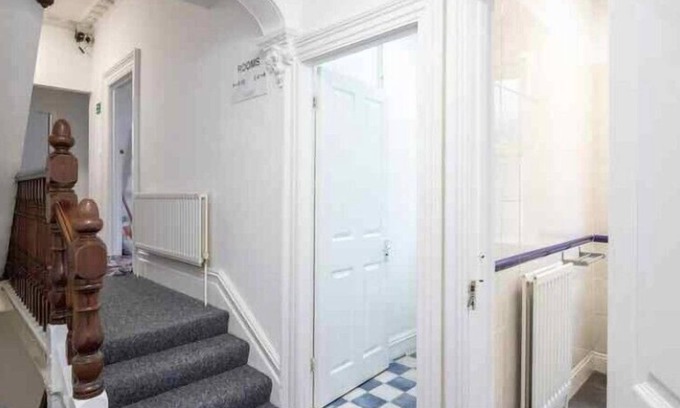 Southampton House | Pebbles Guest House Room 1