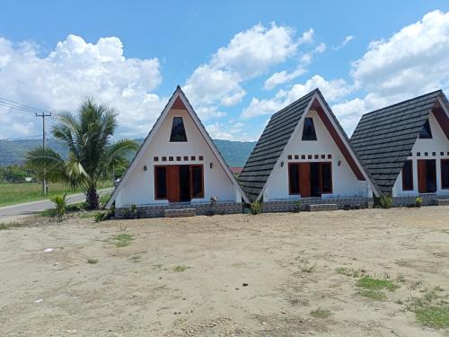 Ciwaru Hotel | Penginapan & Homestay Geopark Ciletuh