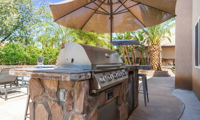 Temecula House | Perfect Family Home,Pool, Arcade!