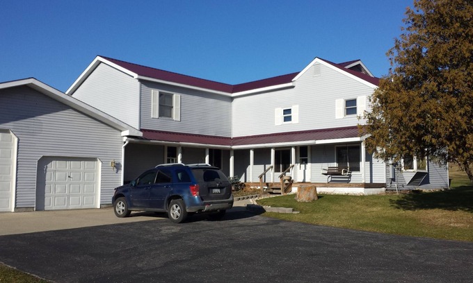 Gaylord House | Perfect For Large Groups - Between The Trees (Golf Courses) - Mardquart Mansion