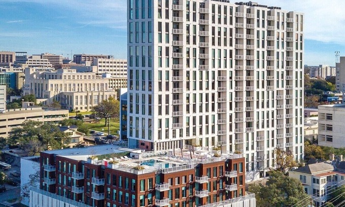 Civic District Resort | Perfect place to view the Solar Eclipse from a roof top deck in amazing Austin.