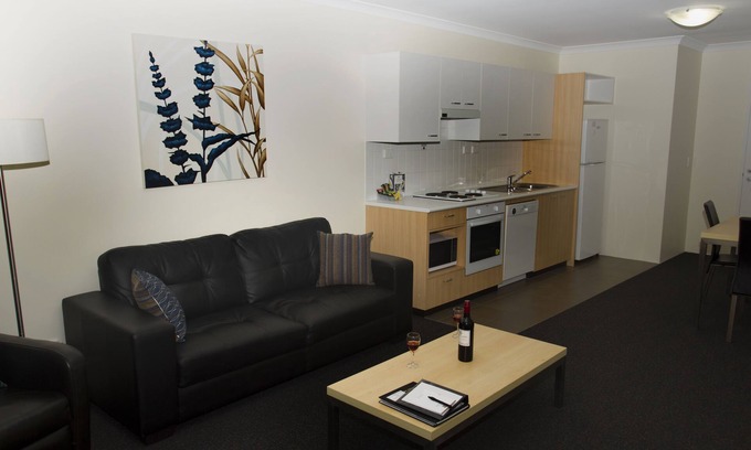 Ascot Apartment | Perth Ascot Central Apartment Hotel