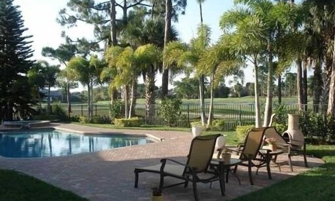 Palm Beach Gardens House | PGA National Luxury Estate Home, Golf and Lake, Discount @ 3+ weeks