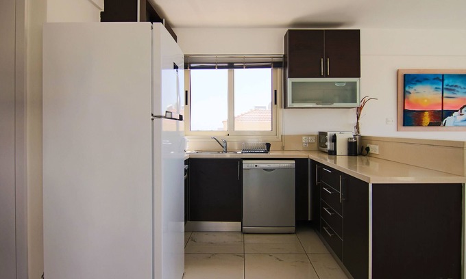 Pervolia Apartment | Phaedrus Living Seaside Luxury Flat Pervolia
