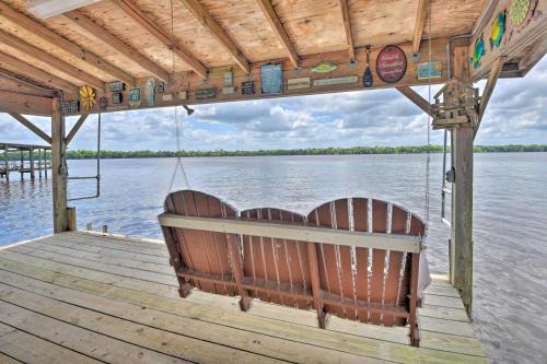 Crescent City House | Picturesque Retreat on St Johns River and Docks