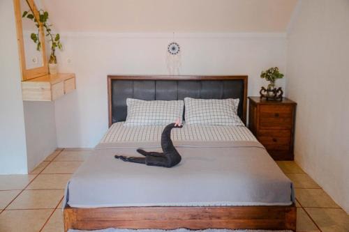 Kampial Apartment | Pigeon Mandala Apartments & Resto