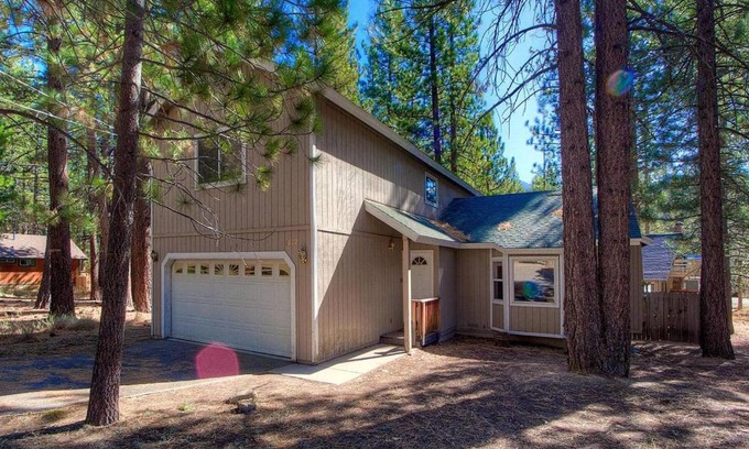 Pioneer Trail House | Pine Haven by Lake Tahoe Accommodations