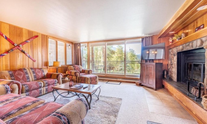 Keystone House | Pines by Summit County Mountain Retreats