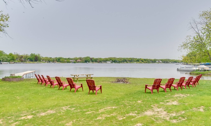 McHenry House | Pistakee Lake Estate w/Boat Dock & Hot Tub!