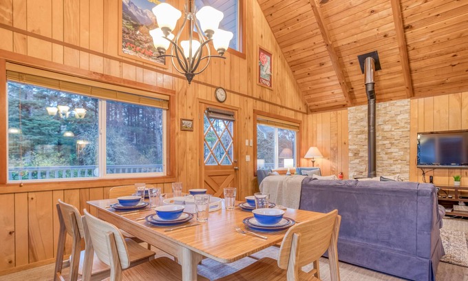 Manzanita House | Play Chalet (MCA 489)