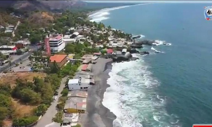 La Libertad House | Playa El Obispo A La Marea building La Libertad