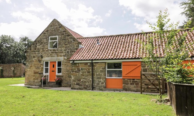 Guisborough House | Plum Cottage