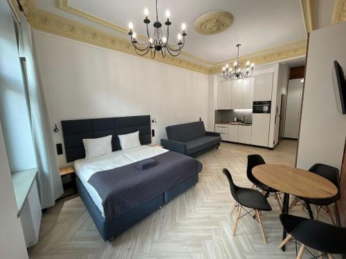 Stare Miasto Apartment | Pod Błękitnymi Podkowami