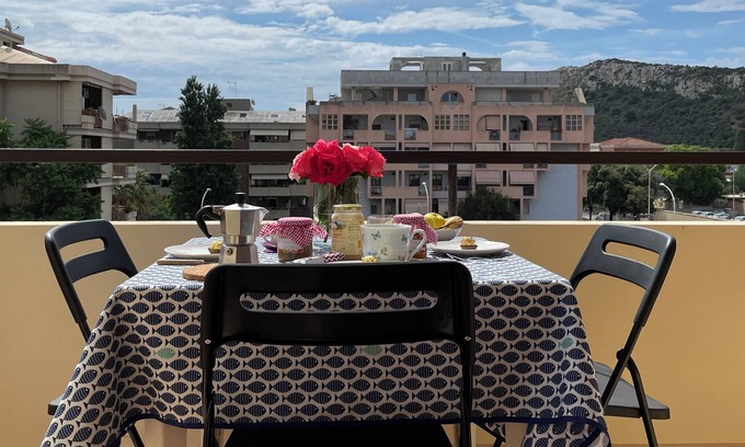 Province of Cagliari Apartment | Poetto blue house a stone's throw from the beach IUN R7329