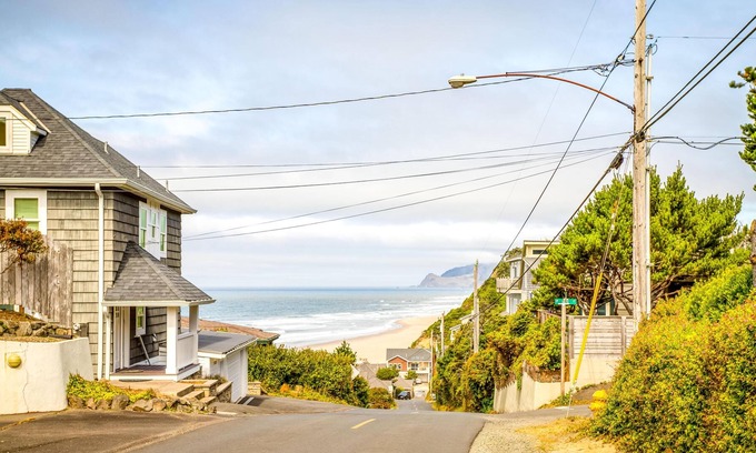 Nelscott House | Point of View