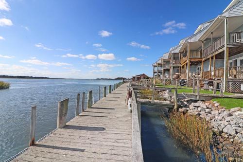 Chincoteague House | Pony View - Pet friendly, waterfront with boat slip!