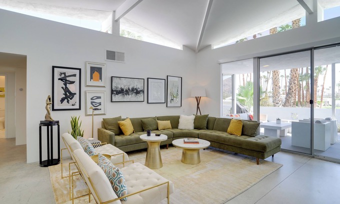 Canyon View Estates Condo | Pool Access: Mtn-View Palm Springs Condo!
