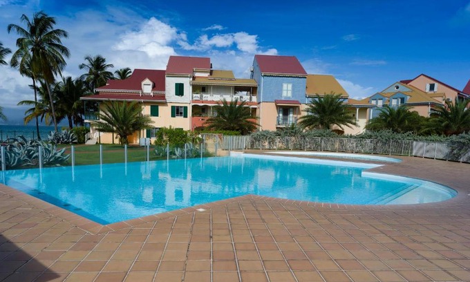 Bas du Fort Apartment | POP'S PLAGE APPARTEMENT