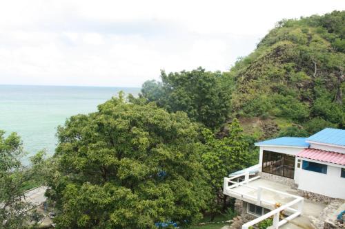 Providencia House | Posada Rock-stone